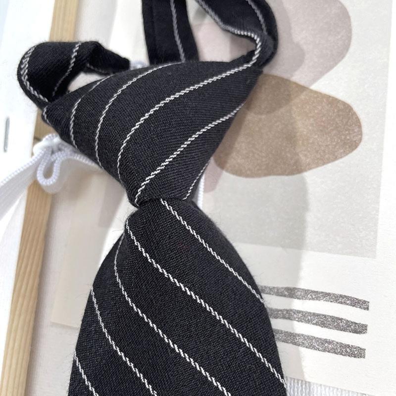 39BD Student Pre Tied Neck Tie - Vintage Fashion Looks 评论和价格