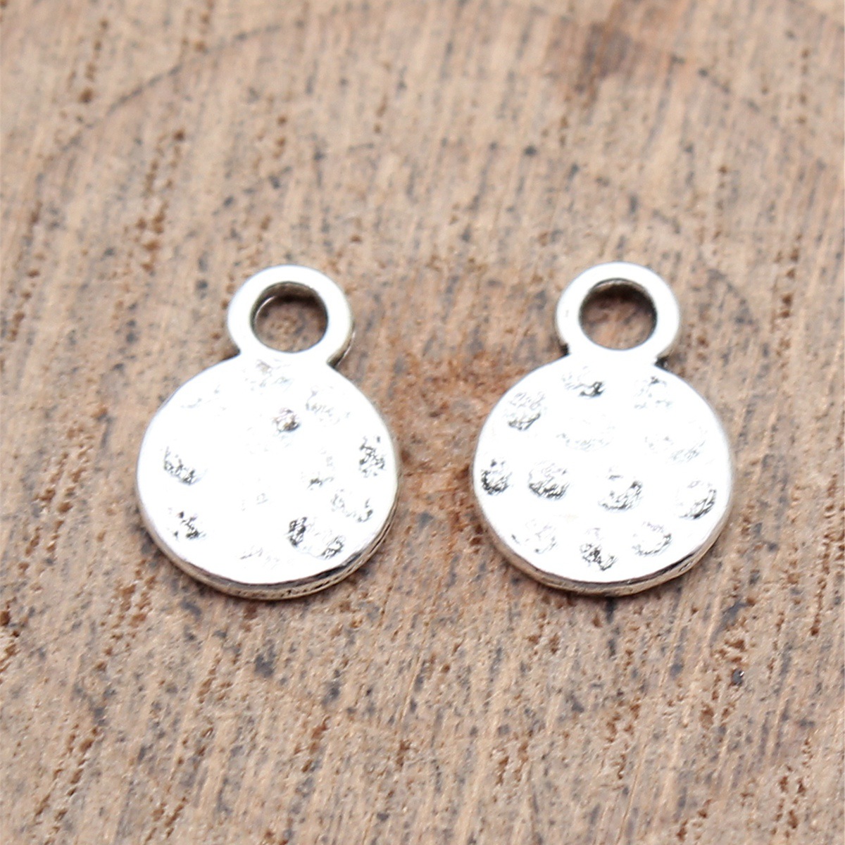 WYSIWYG 40pcs 11x8mm 3 Colors  - Vintage Fashion Online 评论和价格